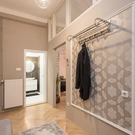 Apartman Chic 2b 3 Min From Old Town *