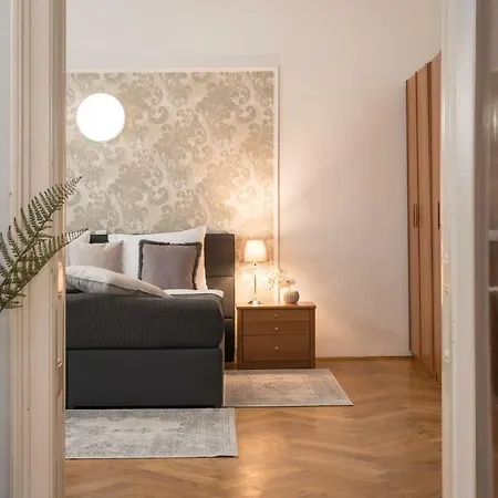 Appartamento Chic 2b 3 Min From Old Town Lubiana